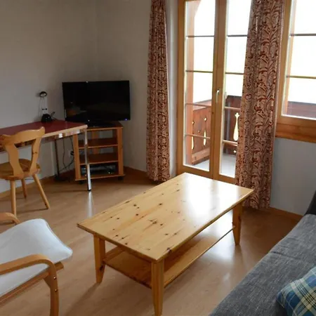 Anne - 1- Stock Appartement-fewo- Dusche Oder Bad- Wc 12-bettwohnung By Interhome *